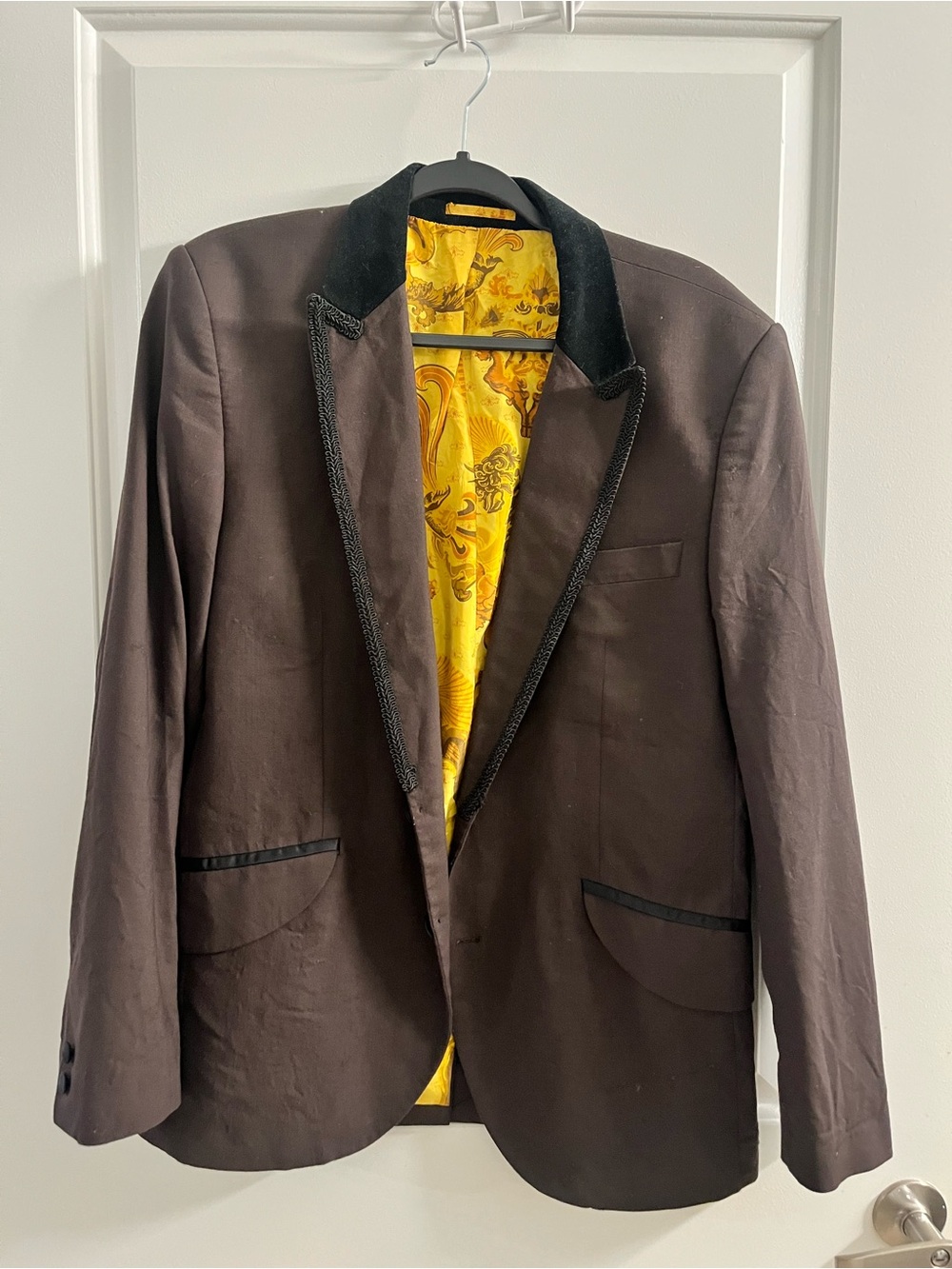 Brown tailored blazer